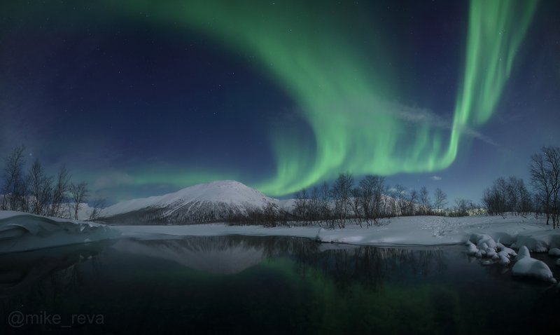 Северное сияние над Малым Вудъявром фото превью