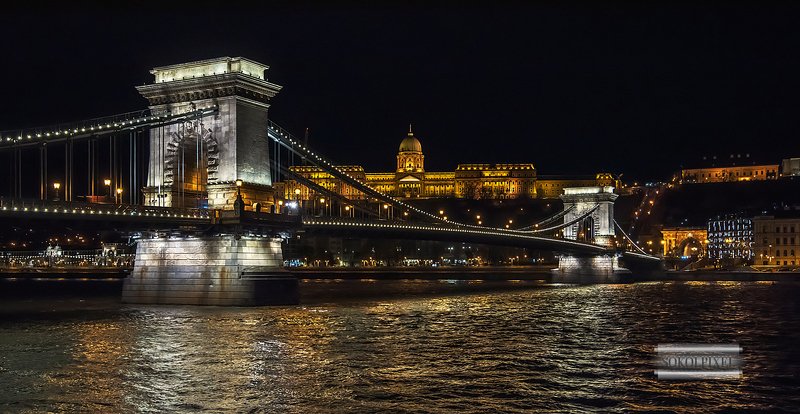 мост,будапешт,венгрия,подсветка,цепной мост,достопримечательности,ночная подсветка,европа,путешествия Цепной мост в Будапеште фото превью