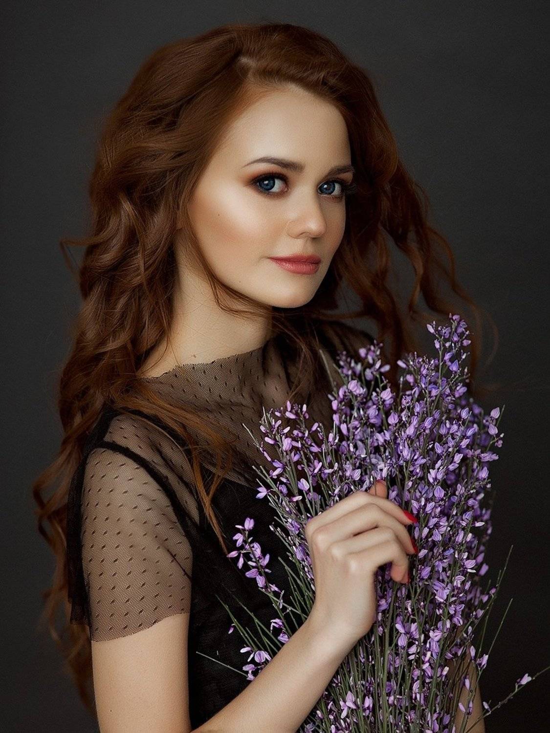 , Лана Никонова