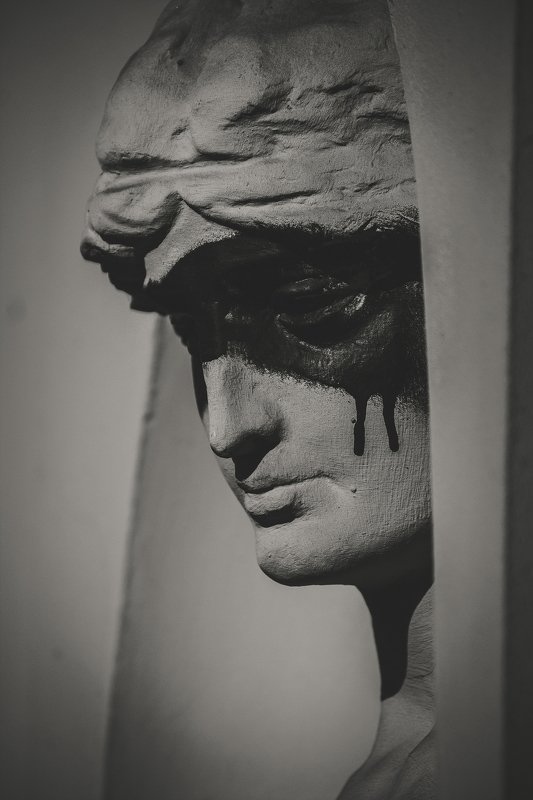 вандализм, женщина, жертва, маска, скульптура, скульптуры жертва вандализма фото превью