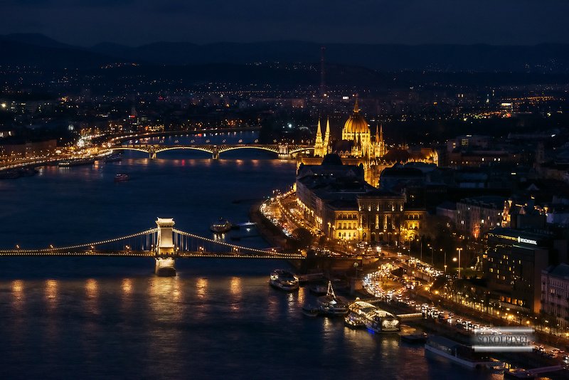 будапешт,парламент,набережная,ночной город,огни ночного города,венгрия,столица,путешествия Вид со смотровой фото превью