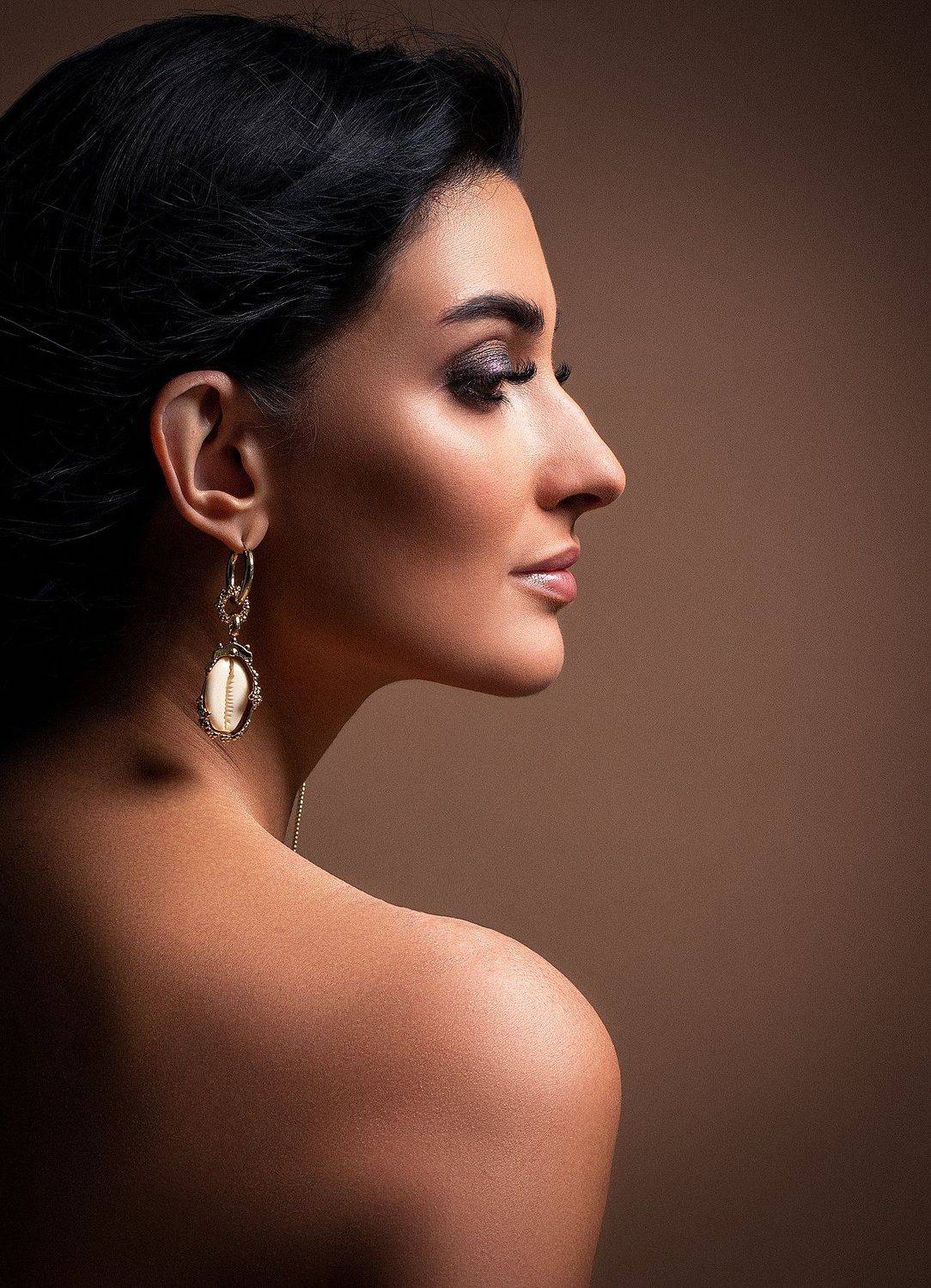 женский портрет, шикарная, красотка. девушка, фэшн, pretty woman, fashion, adult, lips, portrait, girl, attractive, pretty, model, hair, beautiful, natural, female, smile, beauty, studio, lady, elegance, glamour, curly, elegant,, Мелана Романова