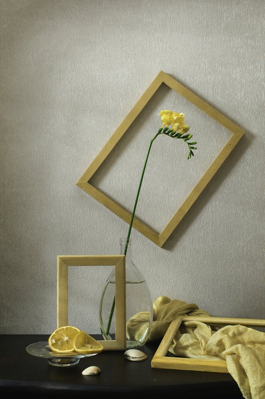 Желтый натюрморт фото превью