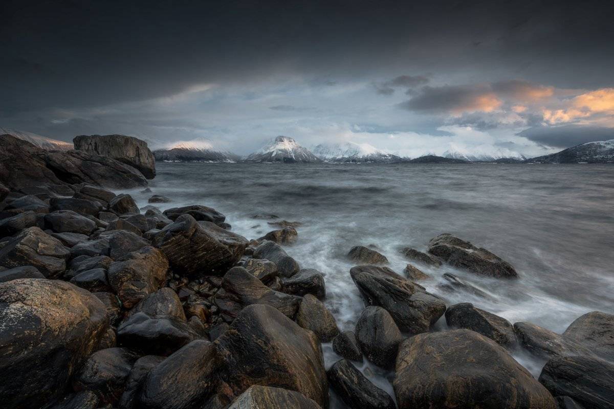 sea,norway,coast,mountains, Tomek Orylski
