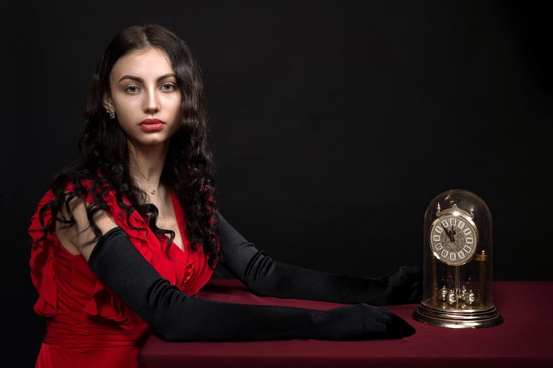 Этюд в красных тонах фото превью