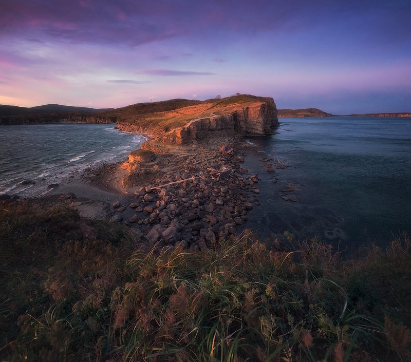 Приморский край, Владивосток,остров Русский,мыс Тобизина,закат,осень,краски,море ,,Тобизина:Погибшие шхуны,, фото превью