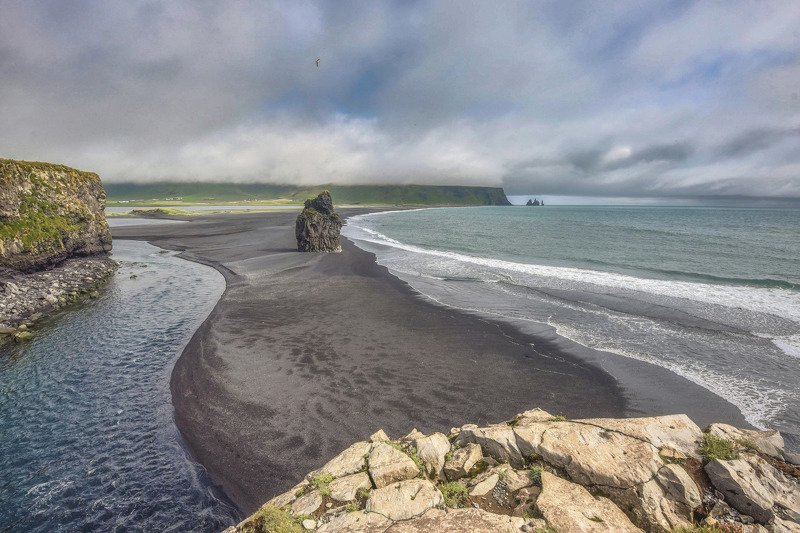 Пляж Рейнисфьяра фото превью