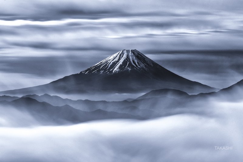 Fuji,Japan,mountain,snow,fog,cloud,amazing,wnoderful,beautiful Beyond the Sea of Clouds фото превью