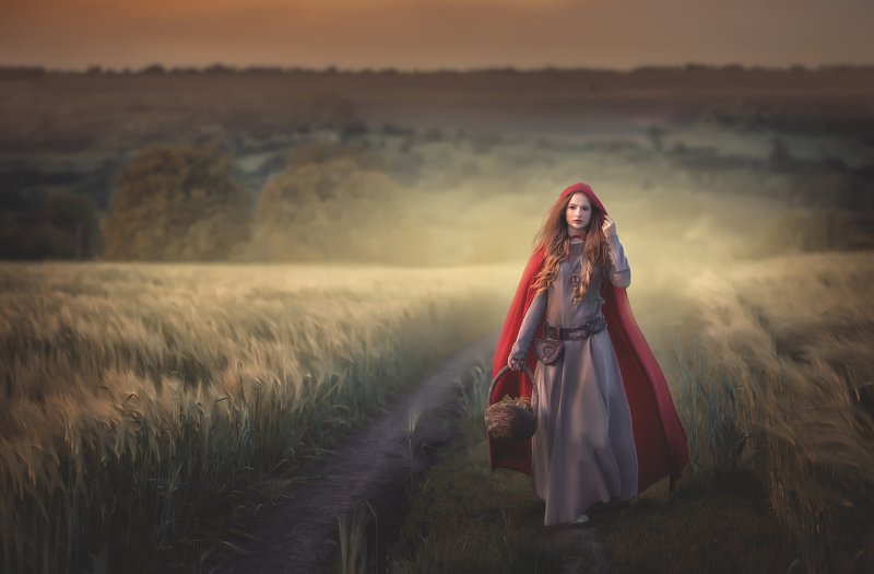 Red Ridding Hood фото превью