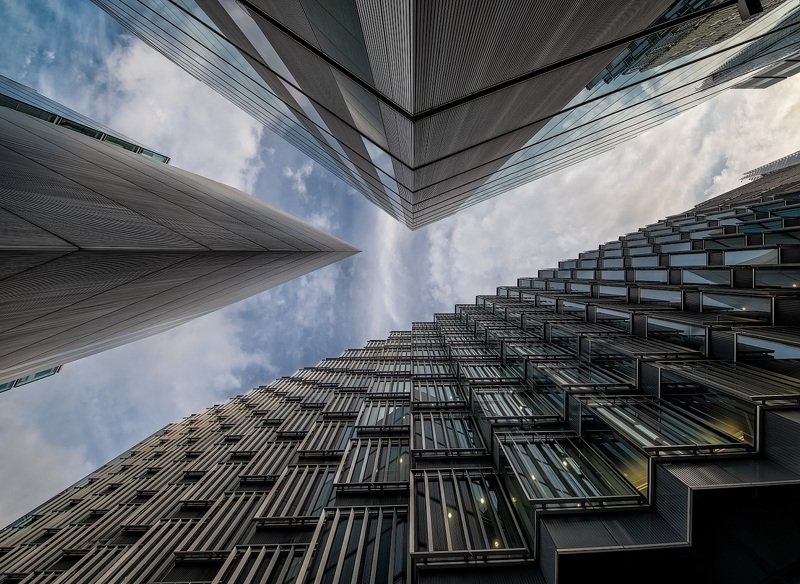 London\'s diagonal фото превью