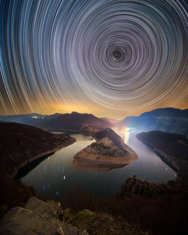Night over the River фото превью