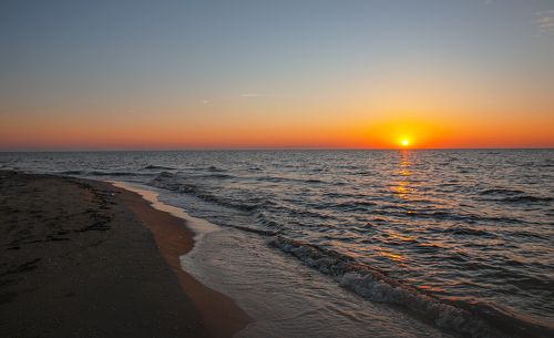Рассвет над Каспийским морем..