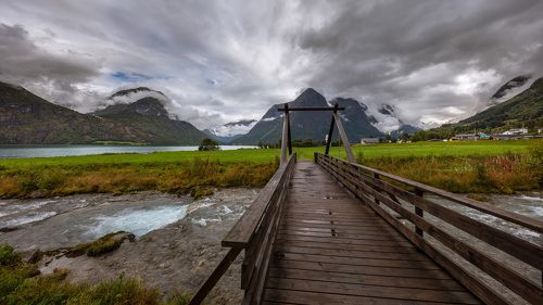 Мост в норвежскую сказку Гейрангер.