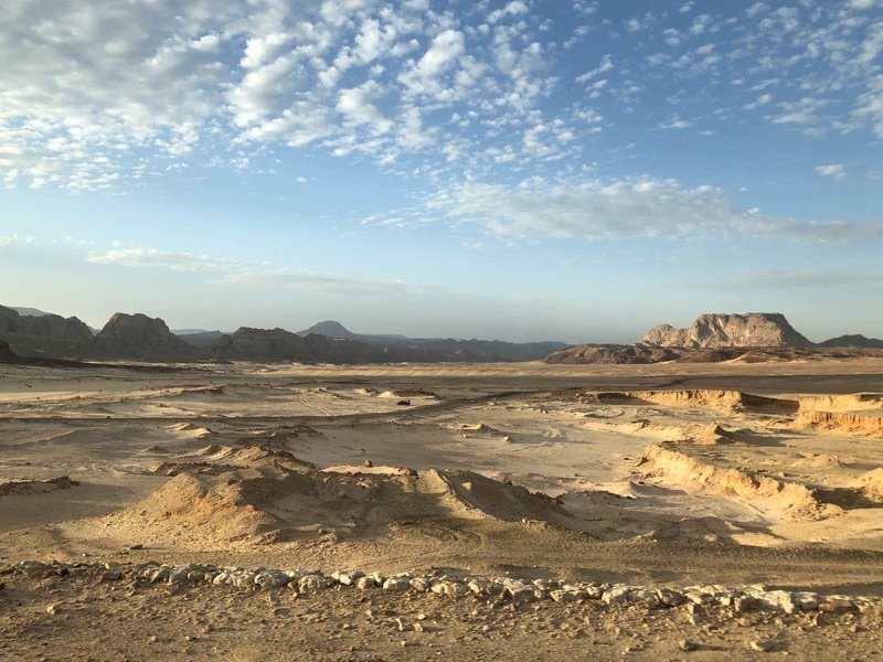 египет, пустыня, пейзаж Песок, жара и облака фото превью
