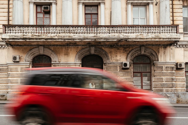 владивосток, приморье, красный, машина, автомобиль, любовь, портрет, протяжка, движение Движение - жизнь! фото превью