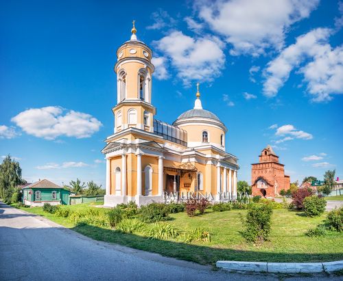Крестовоздвиженская церковь Коломны