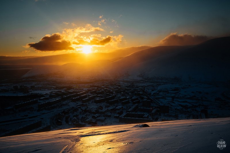 зима, кировск, хибины, север, снег, город, лыжи, закат, пейзаж, горные лыжи, холод, горы, гора Кировск 2020 фото превью