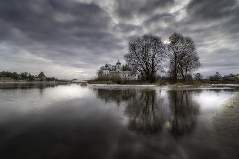 псков, россия, пейзаж, река, отражение Спокойствие фото превью