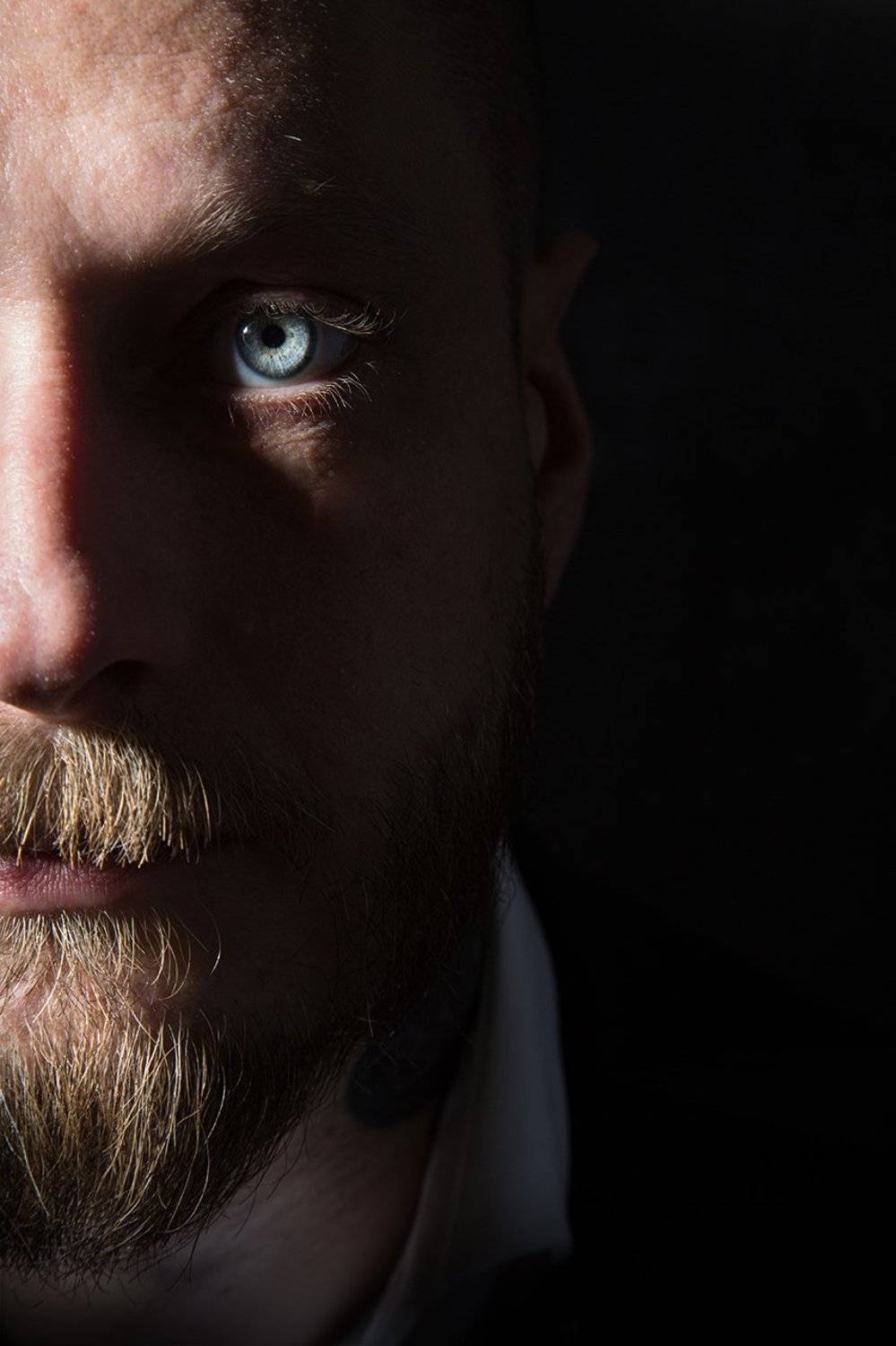 мужчина, левая часть лица, глаз, портрет, красивый, борода, Дарья Комарова