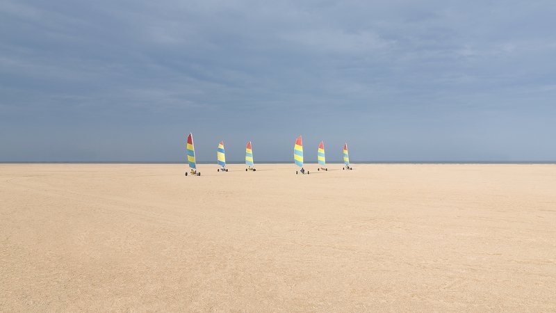 Six фото превью