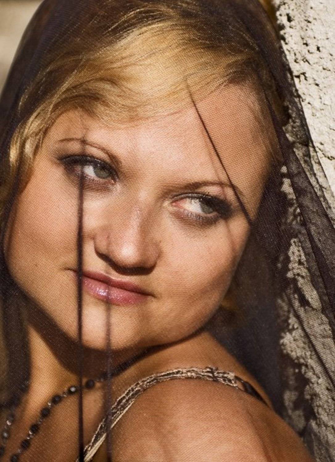 глаза, Евгений Пугачев.