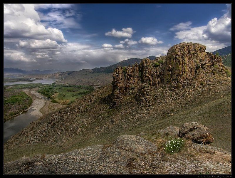 И, словно крепостей руины... фото превью