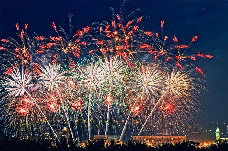 фейерверк, Роман Быков