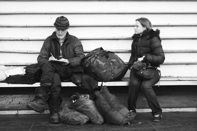 жизнь людей Диалог в метрополитене фото превью