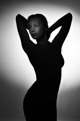 Платье из тени