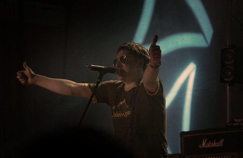 ...И я собаку съел, читая и колбася... фото превью