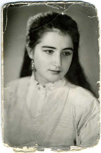 Жена. Сын родился, второй)) вот) принимаю поздравления))) ну и что я   олень, за то с детьми))