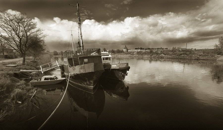 корабли,новоладожский канал,небо,облака,канат, Евгений Пугачев.