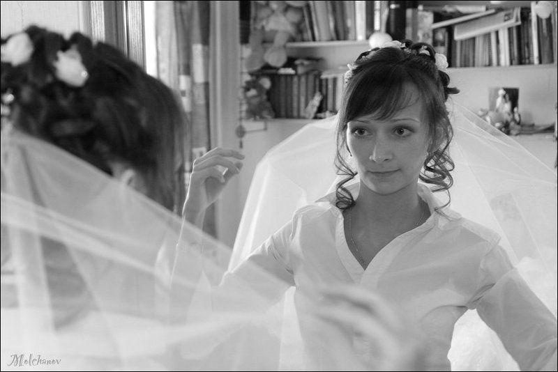 свадьба портрет У зеркала фото превью