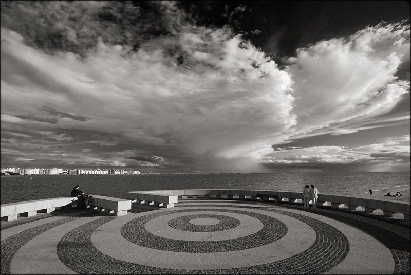 про игру в дартс... фото превью