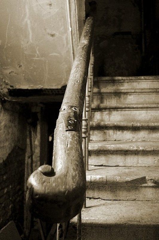 чистые пруды чёрные ходы Чёрный ход фото превью