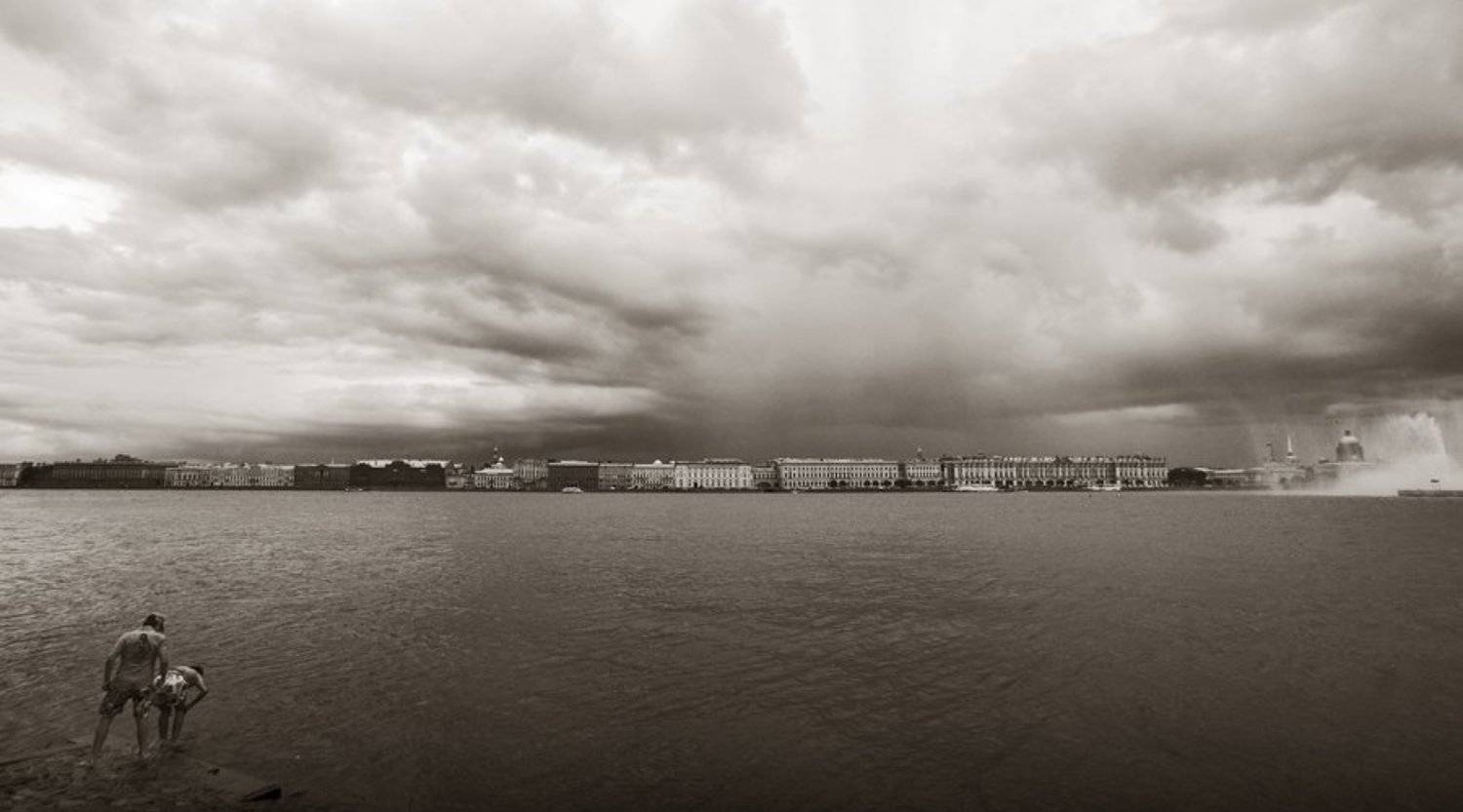 санкт-петербург,нева,небо,облака,люди,водасвет,пляж петропавловка, Евгений Пугачев.