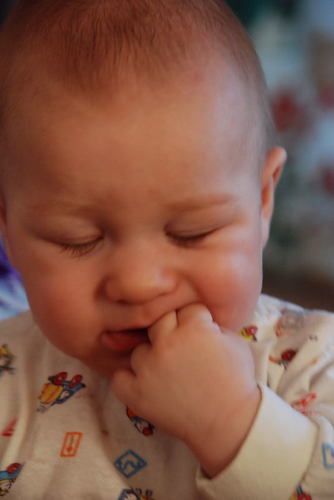 Где-то там зуб растет...