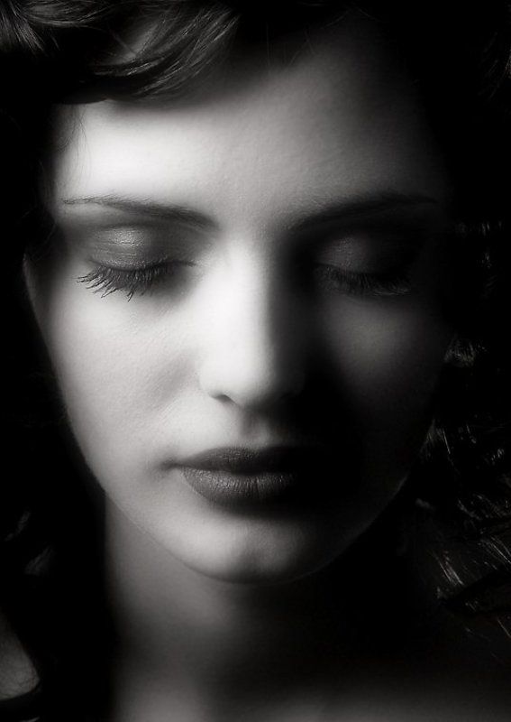 девушка Б/Н фото превью