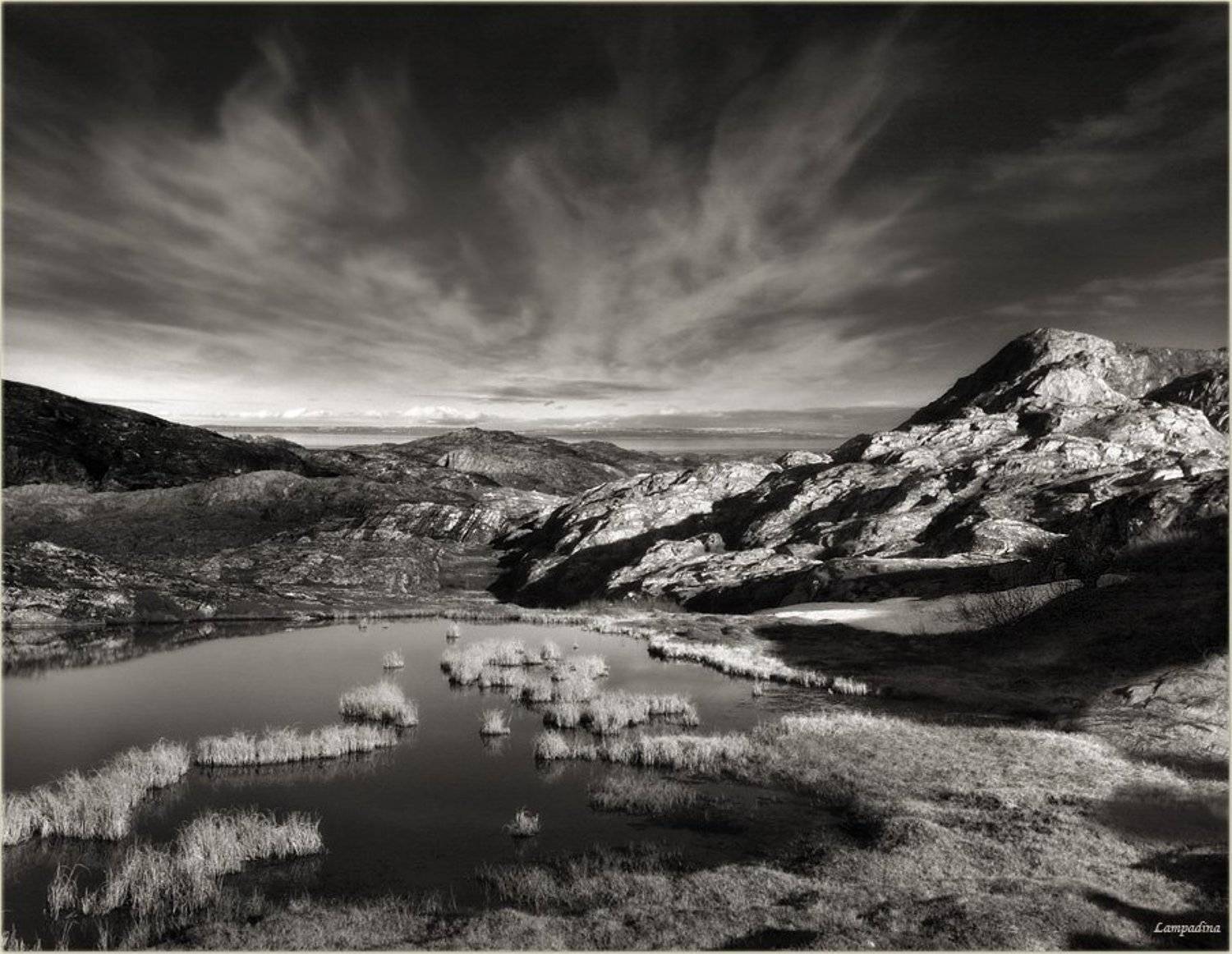 кольский полуостров, баренцево море, малая немецкая бухта, рыбачий, озеро, июнь, lampadina