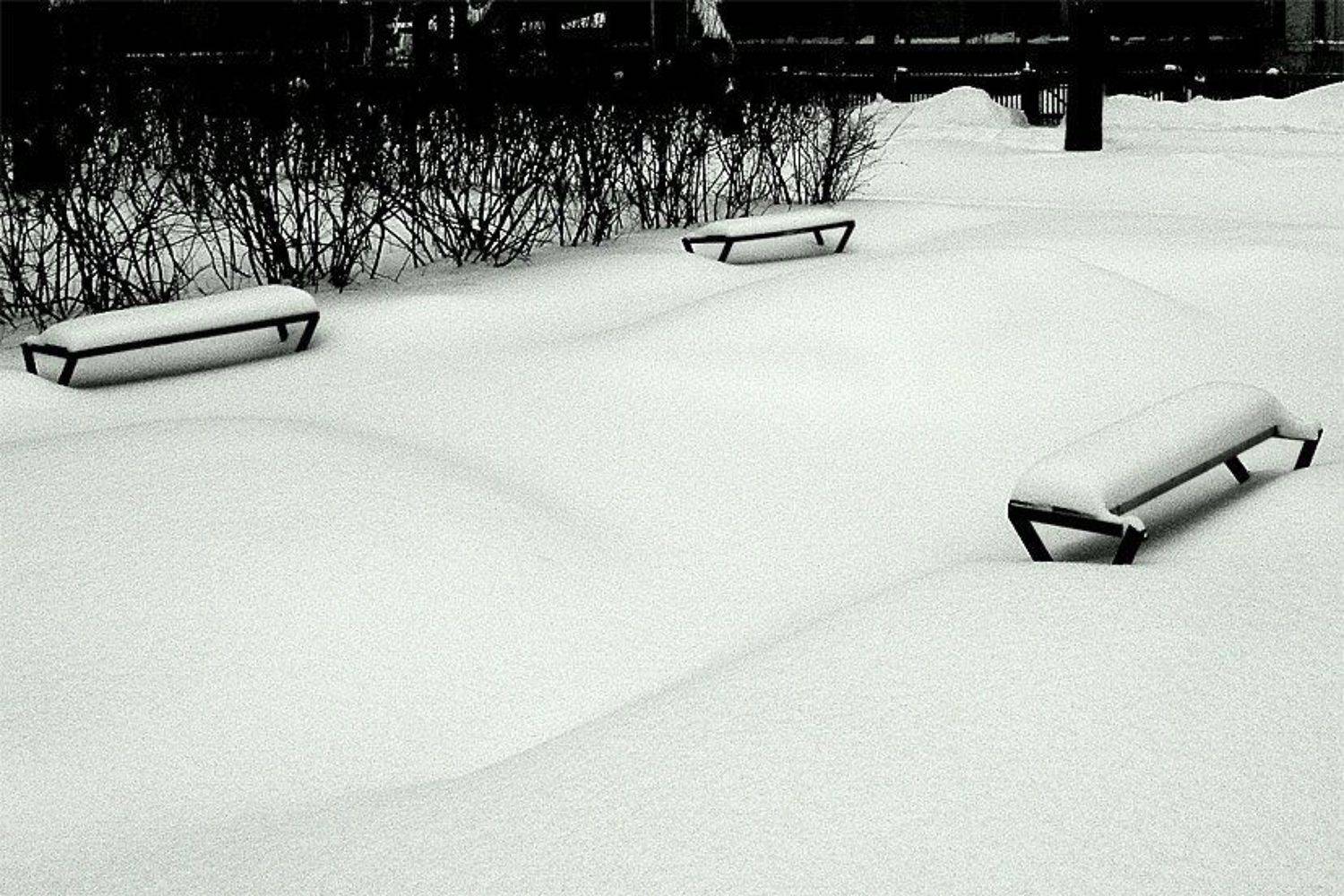2005, город, зима, лавочка, москва, снег, цифра, чб, Todublin