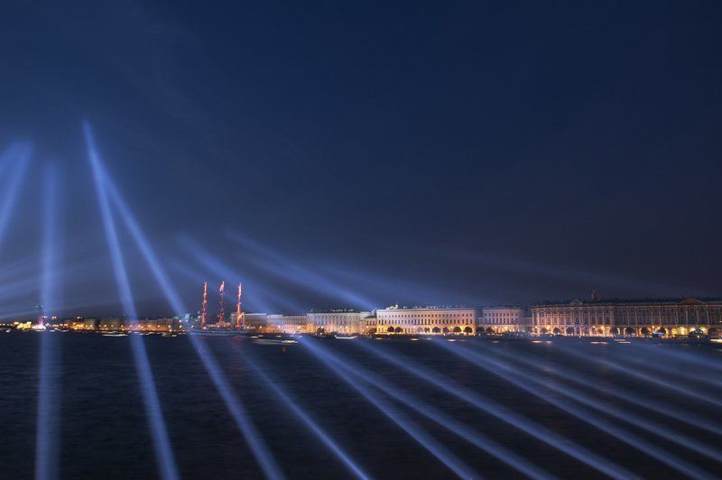нева,вода,санкт-петербург,свет,алые паруса,эрмитаж,набережная Светолесенки фото превью
