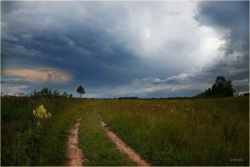 Дорога в грозу...