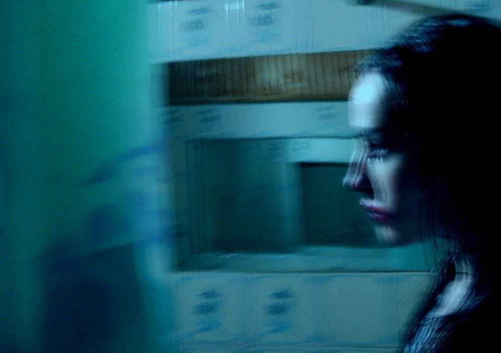 икота, Deep in Violet