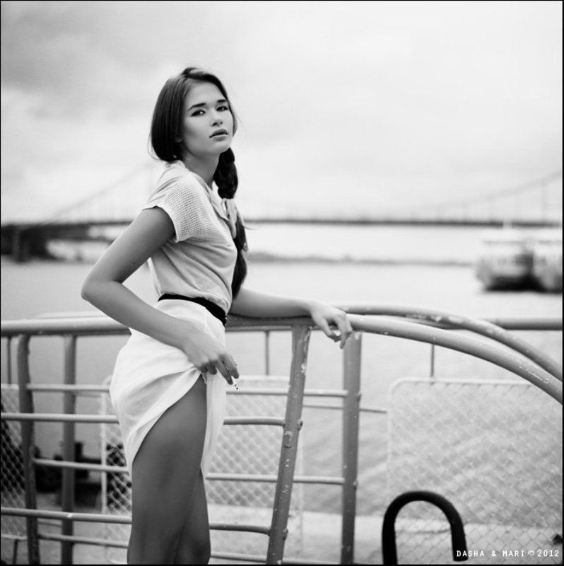 art photo, art nu, nude, erotic, dasha & mari, film, 6x6, woman, sensuality, bw, portrait, glamour, портрет, ню Lolita фото превью