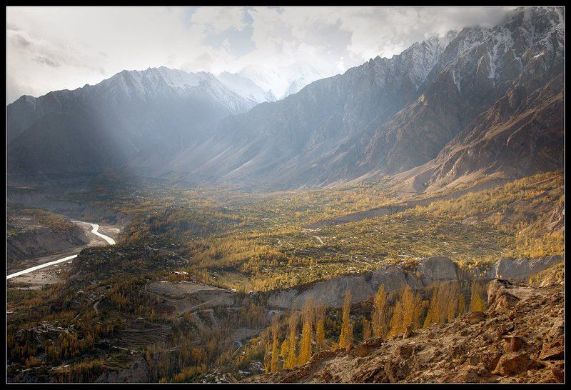 пакистан, каракорум, хунза, река,долина Долина реки Хунза.Пакистан. фото превью