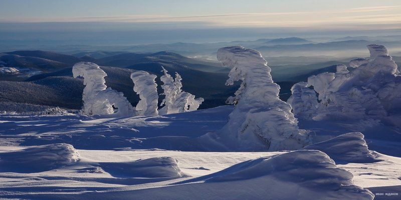 горы, шерегеш, горная шория, зима, сибирь, солнце, снеговики Снеговики фото превью