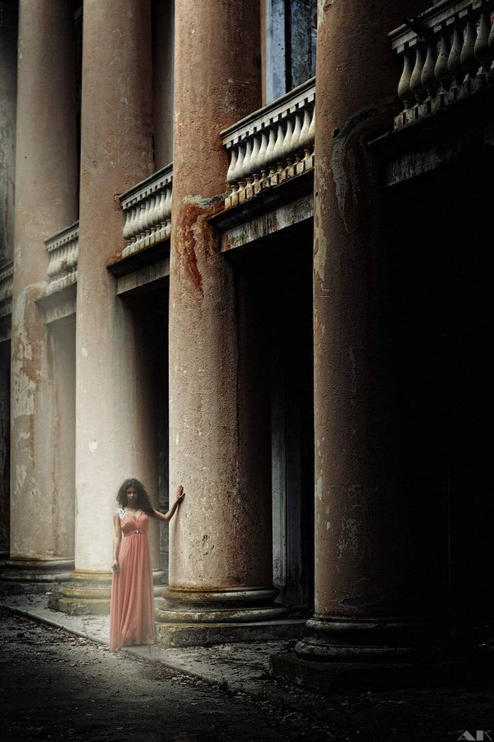 shadow, light, girl, column, Колбая Александр