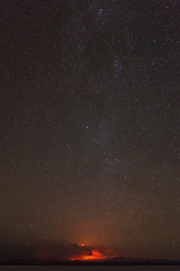 камчатка, вулкан, толбачик, плоский, путешествия, ночь, свечение, звезды, огонь, лава, поток, извержение, Денис Будьков