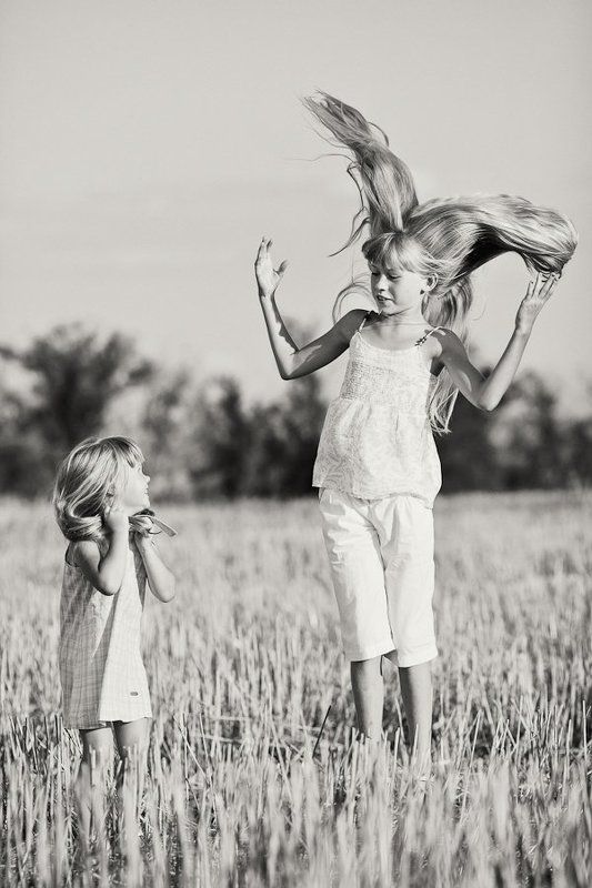 Сестры фото превью