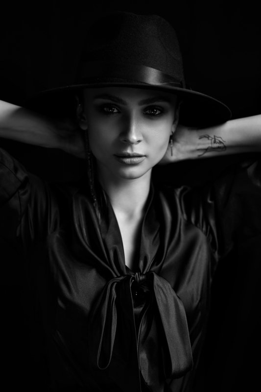 портрет, женский портрет Оттенки фото превью